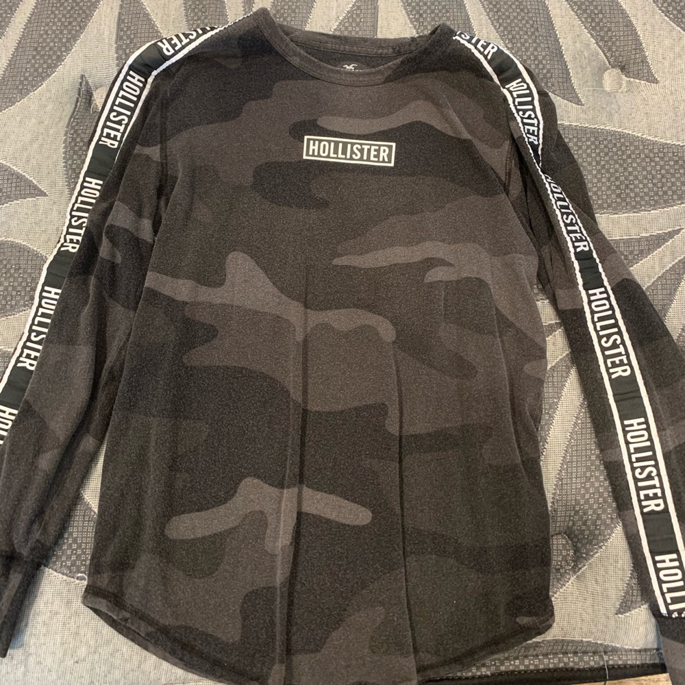 Black Camo Hollister Long Sleeve Shirt
